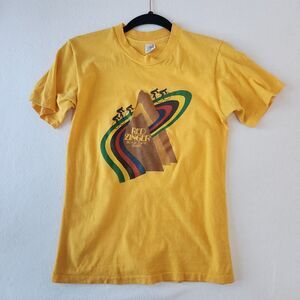 Vintage Shirt 1979 Red Zinger Bicycle Classic T-Shirt Mens Small Yellow Cycling